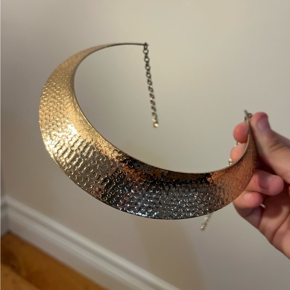Chic Gold Hammered Necklace